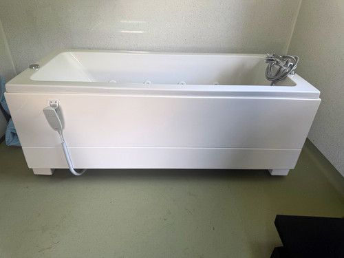 Disabled low bath with - disabled,